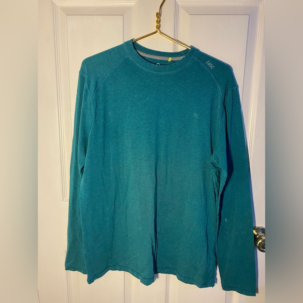Tasc Long Sleeve- Size Large